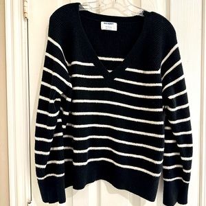 Old Navy So Soft Black White Striped Sweater, size L